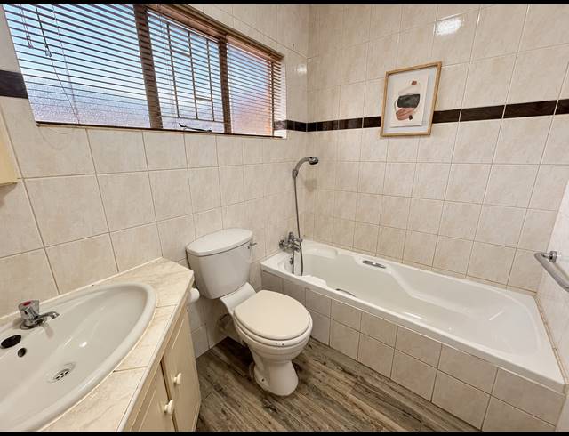 4 BEDROOM HOUSE FOR SALE IN MEYERTON EXT 6